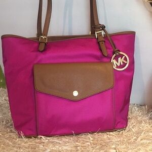 Michael Kors Jet Set Nylon Large Pocket Tote